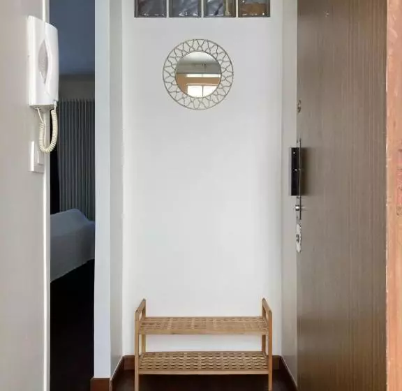 تختخواب و صبحانه Cosy Clichy Parc Salengro