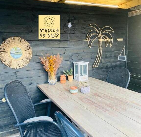 ベッドアンドブレックファースト By Onzz