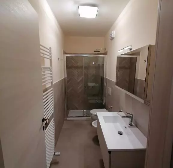 Aamiaismajoitus (B&B) Dimo  Rè