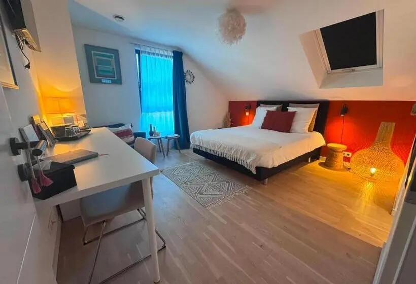 تختخواب و صبحانه La Pacha, Chambre D Hôtes
