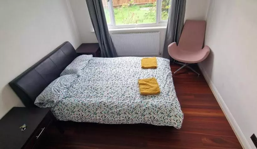 Aamiaismajoitus (B&B) Ritzs Place