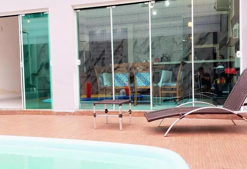 ホテル Aconchego Sol E Mar