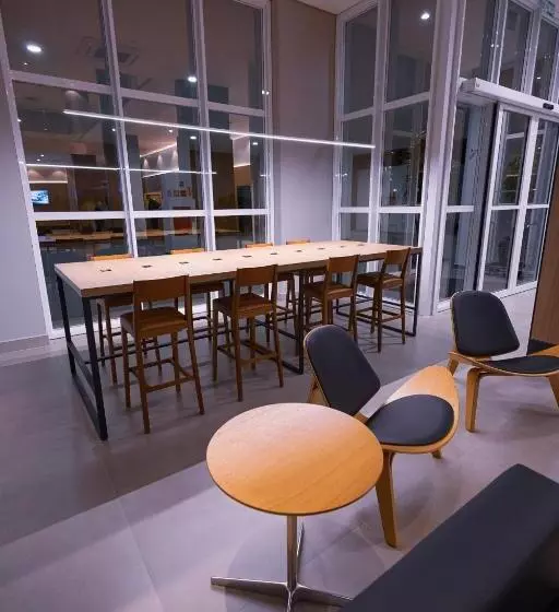 Hotelli Caiuá Blumenau