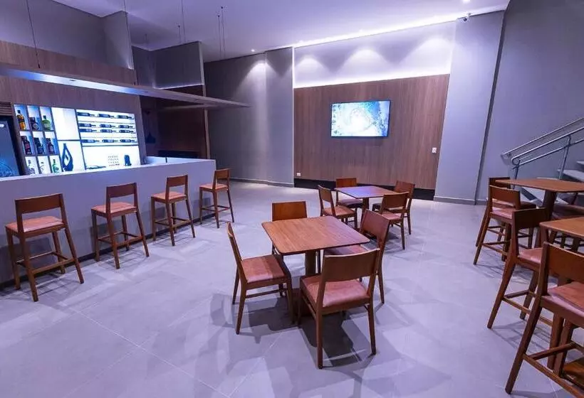 Hotelli Caiuá Blumenau