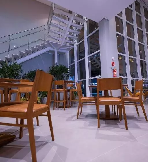 Hotelli Caiuá Blumenau