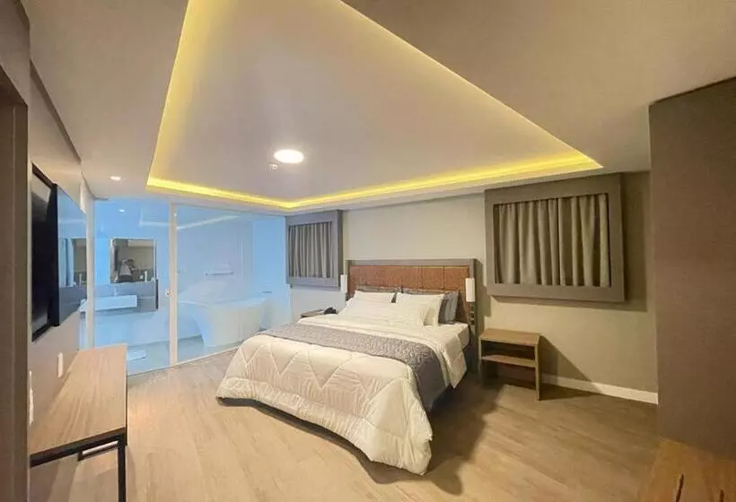 Hotelli Caiuá Blumenau