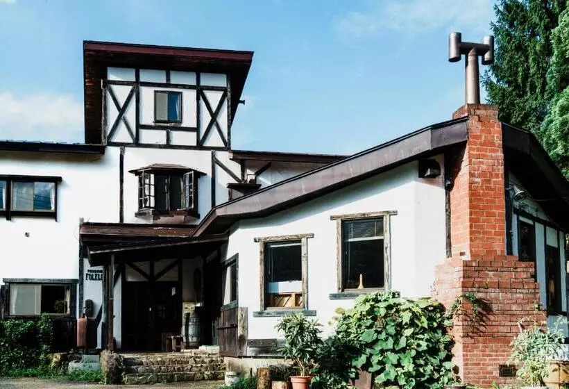 Hotelli Pension Folklore