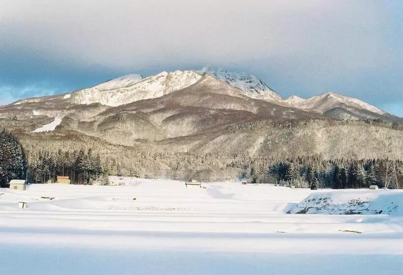 Hotelli Pension Folklore