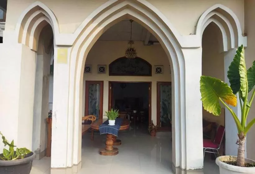 Hotel Putra Kembar