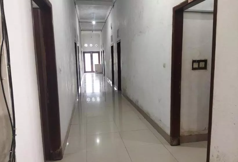 Hotel Putra Kembar