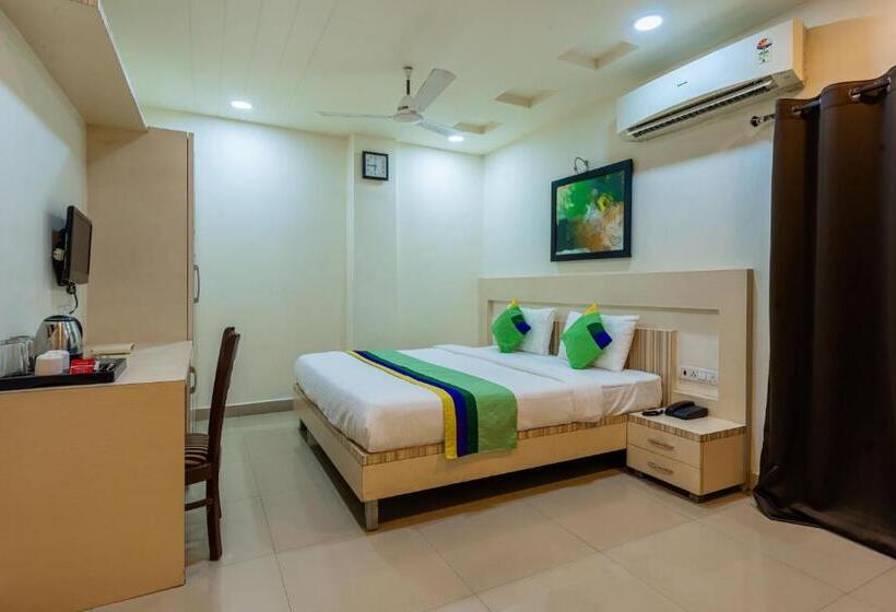 هتل Treebo Udyam Glory