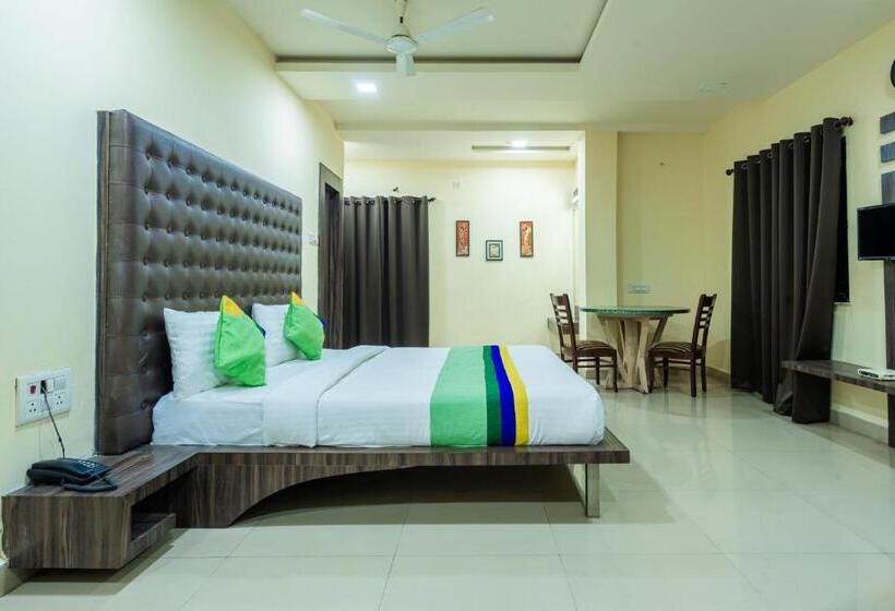 هتل Treebo Udyam Glory