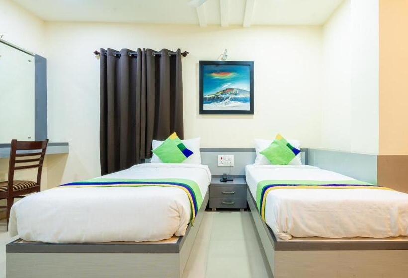 هتل Treebo Udyam Glory