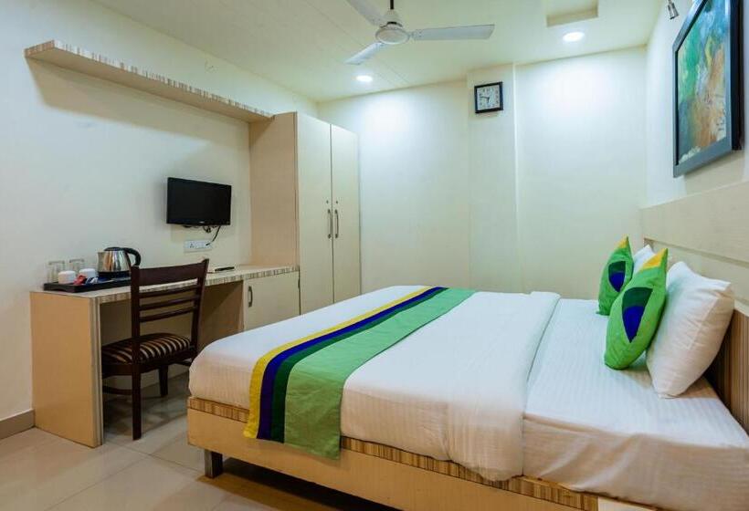 هتل Treebo Udyam Glory