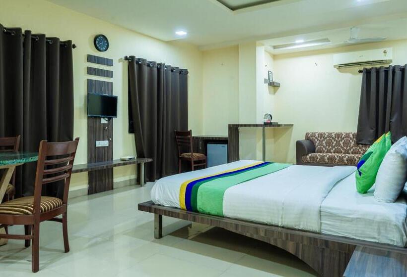 هتل Treebo Udyam Glory