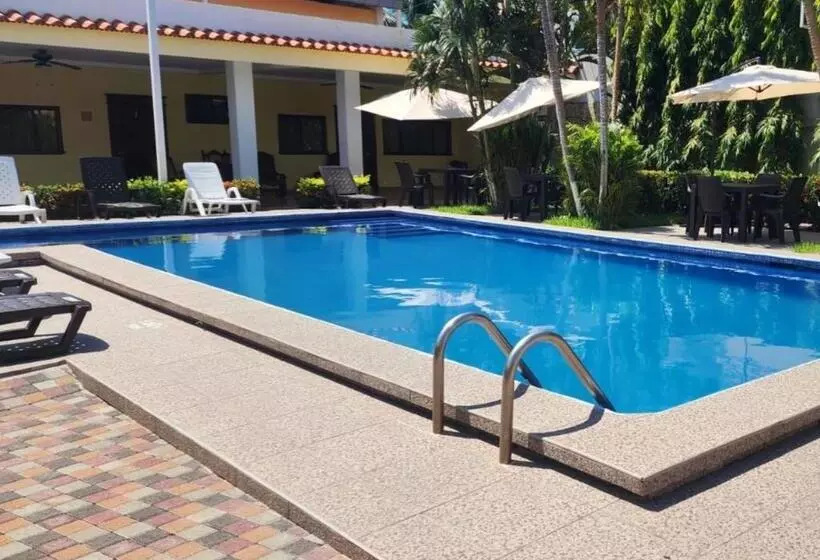 هتل Y Restaurante Maria Ofelia