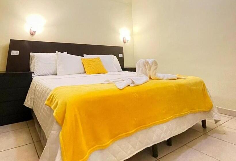 هتل Y Restaurante Maria Ofelia