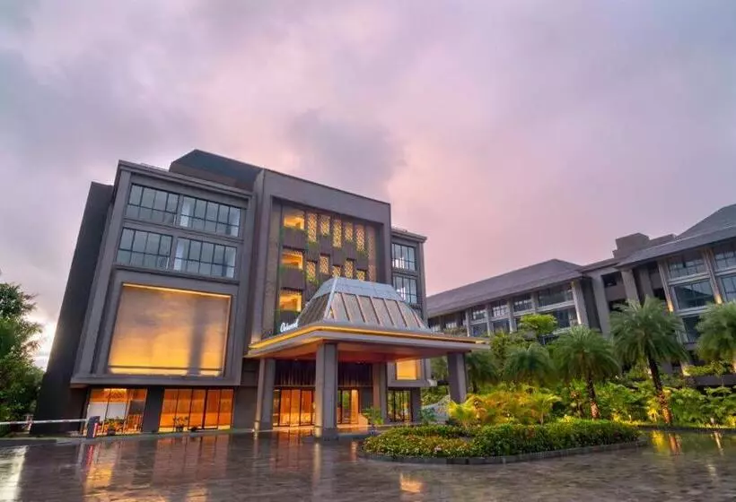 Nusa Dua Suites Powered By Cocotel