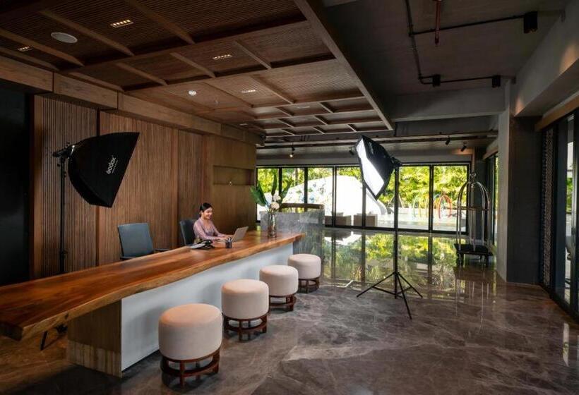 Nusa Dua Suites Powered By Cocotel