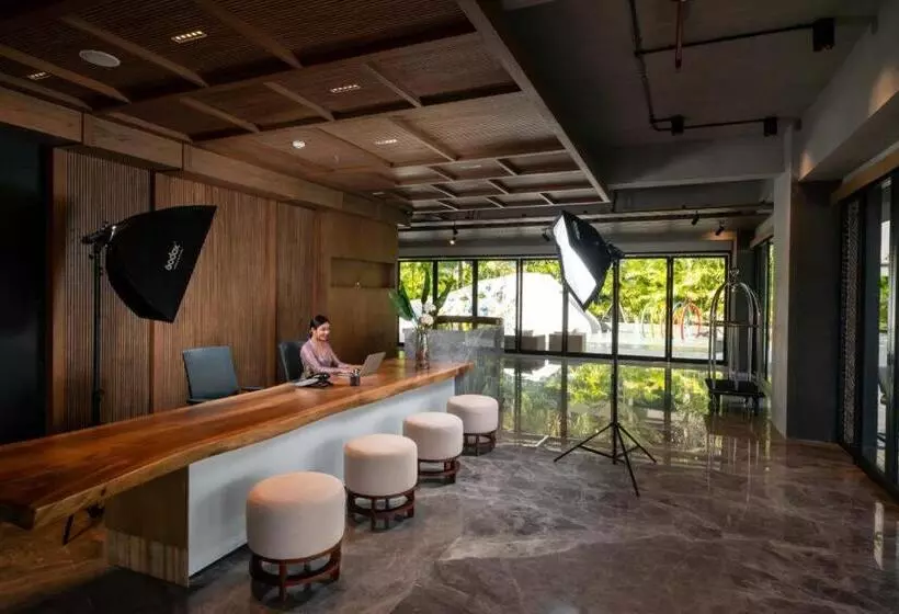 Nusa Dua Suites Powered By Cocotel