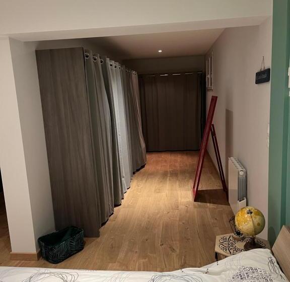 膳宿费 Chambre Où Suite Privative Accès Indépendant
