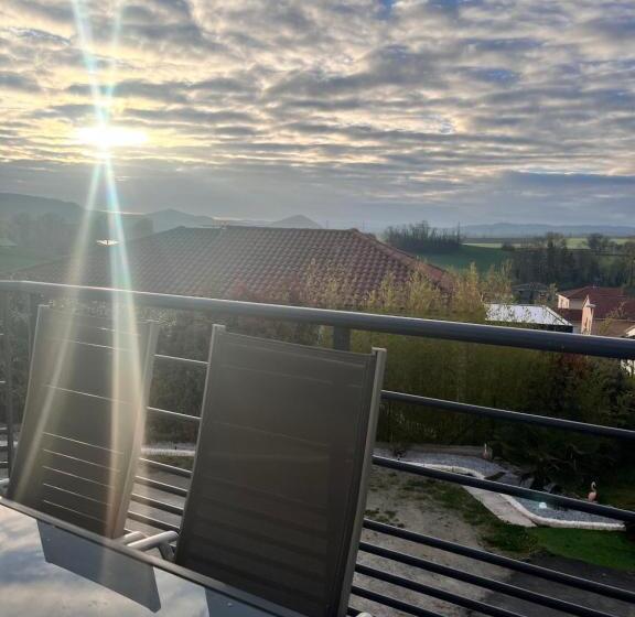 膳宿费 Chambre Où Suite Privative Accès Indépendant