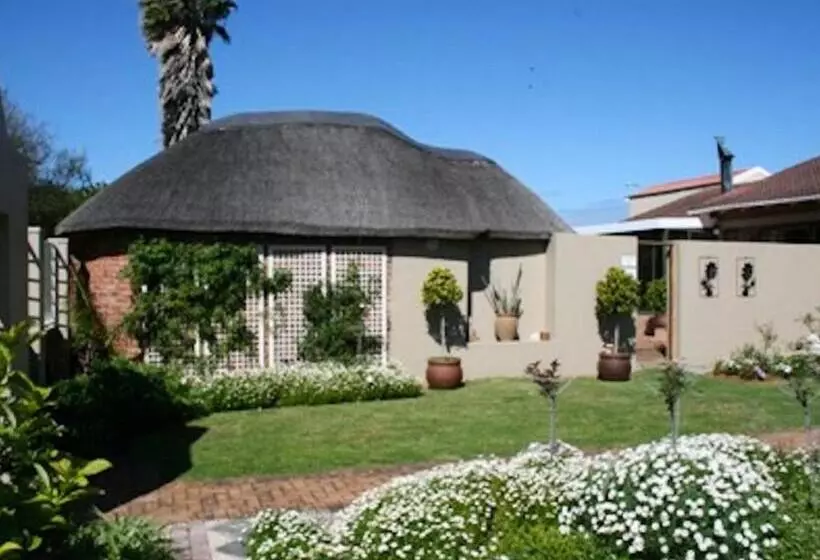 Majatalo Corner House Accommodation