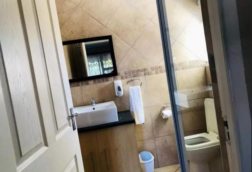 Majatalo Corner House Accommodation