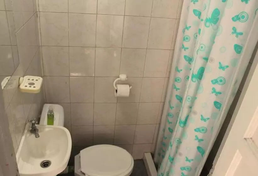 ペンション Hostel Mendosol