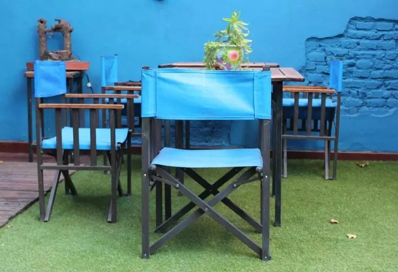ペンション Hostel Mendosol