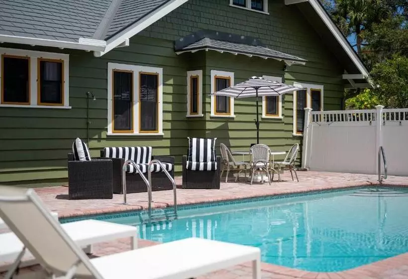 Majatalo Noi Nest Home + Pool + Suites