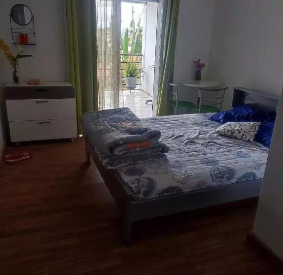 پانسیون Villa Saphira