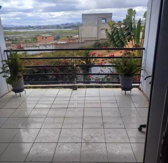 پانسیون Villa Saphira