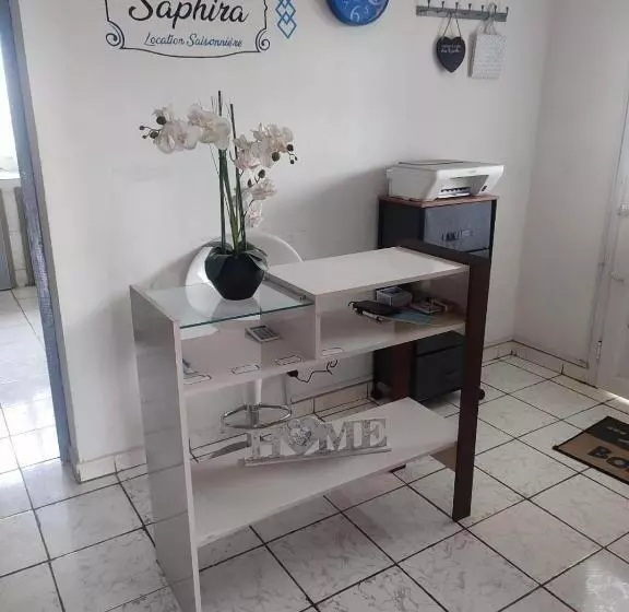 پانسیون Villa Saphira