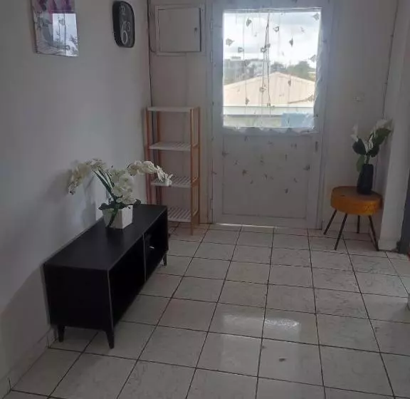 پانسیون Villa Saphira