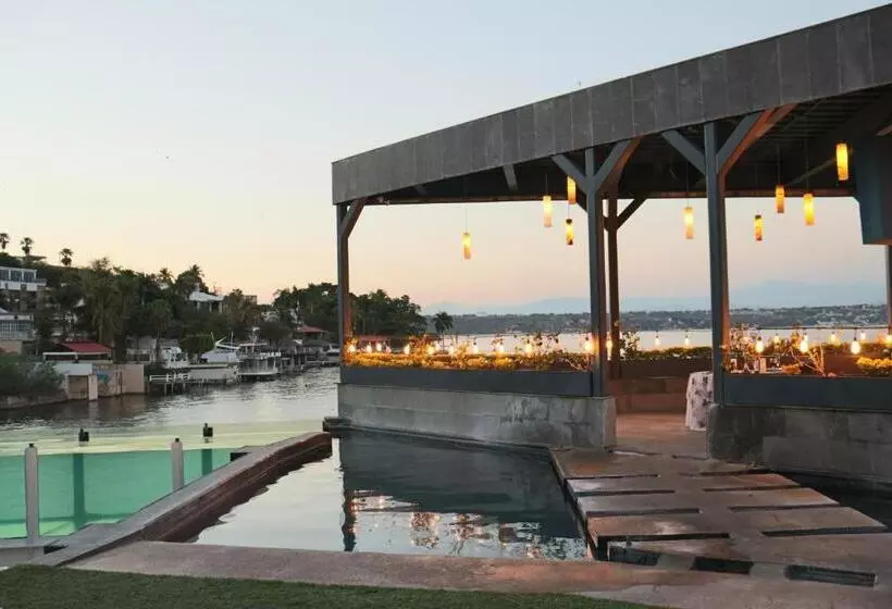 Vlú Hotel Tequesquitengo