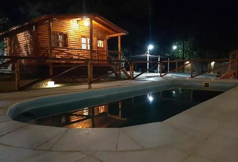 Retkeilymaja Cabañas Samay