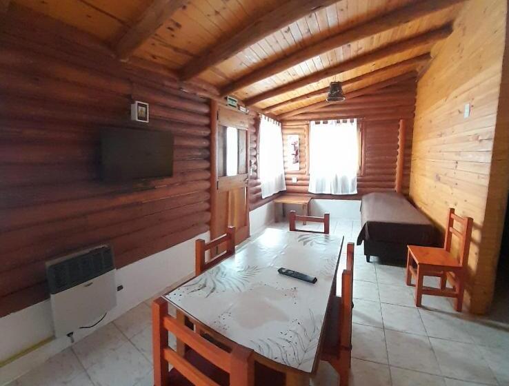 ユースホステル Cabañas Samay