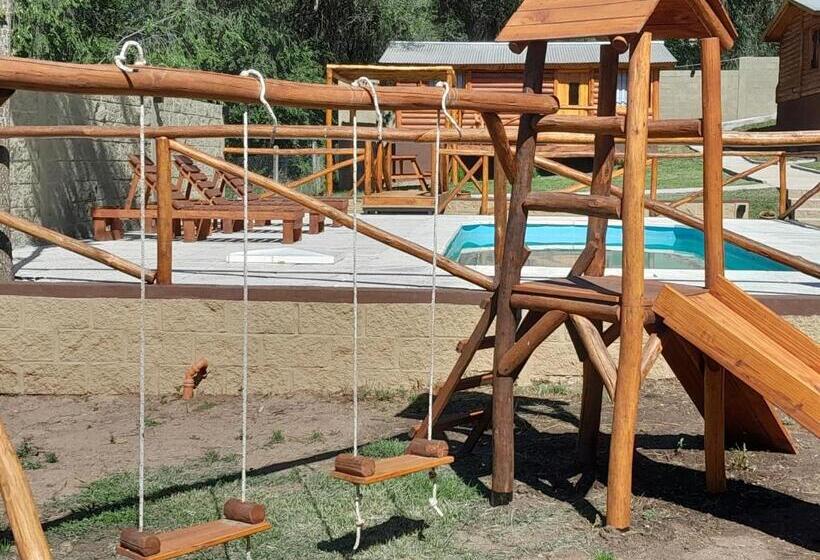 ユースホステル Cabañas Samay