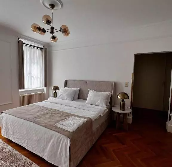 Atik Hotel Vienna