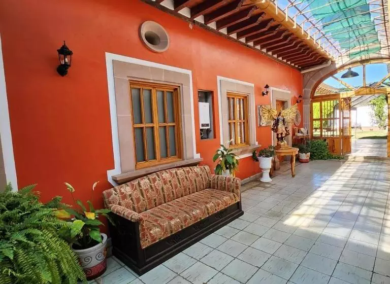 Aamiaismajoitus (B&B) La Casa Baez