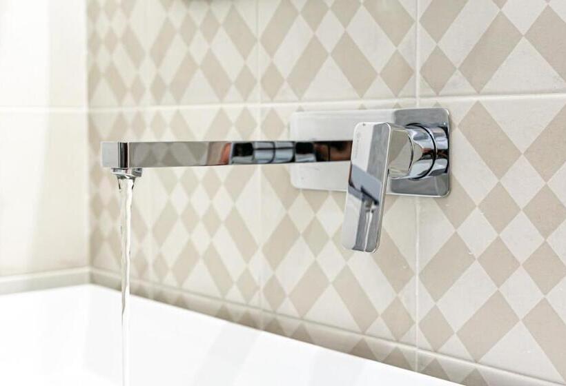 Bed and Breakfast La Maddalena Suite & Rooms