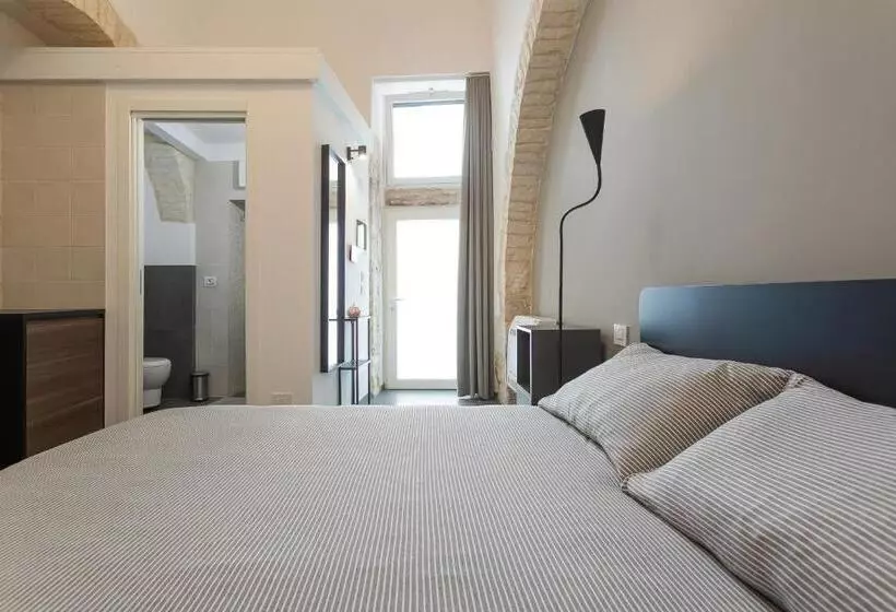 ベッドアンドブレックファースト La Maddalena Suite & Rooms