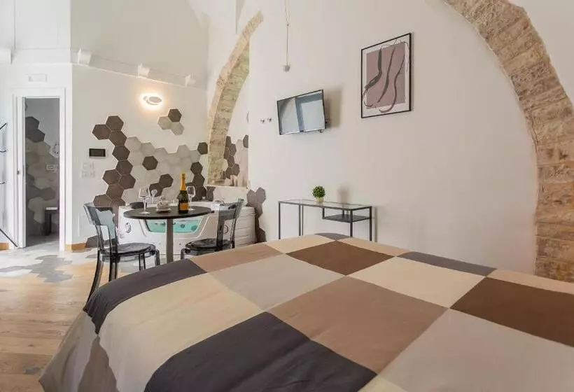 ベッドアンドブレックファースト La Maddalena Suite & Rooms