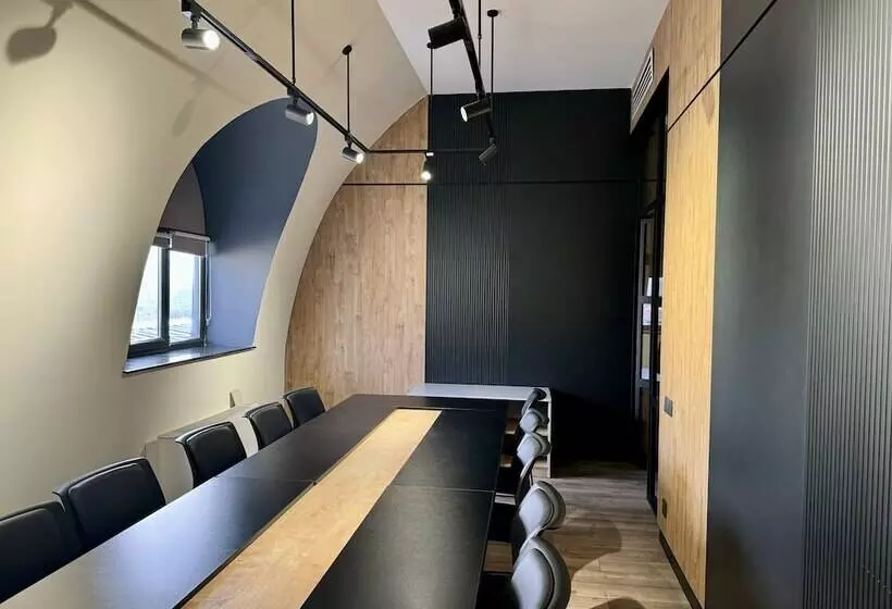 Bentley Hotel Tashkent