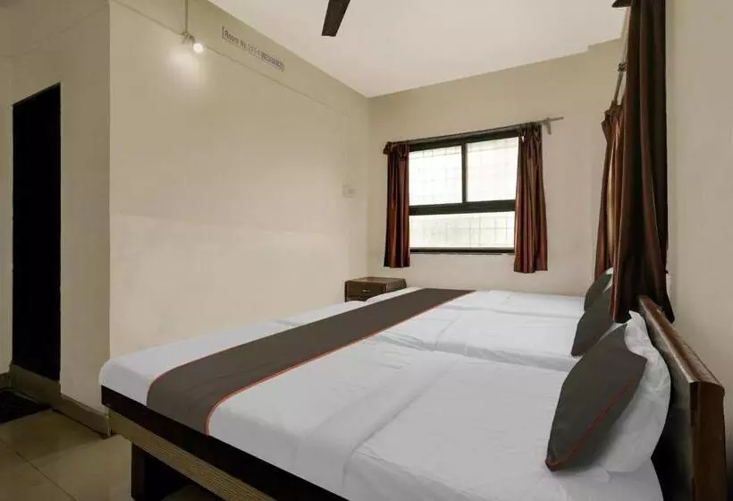 Collection O Hotel Atharva Lodging And Boarding