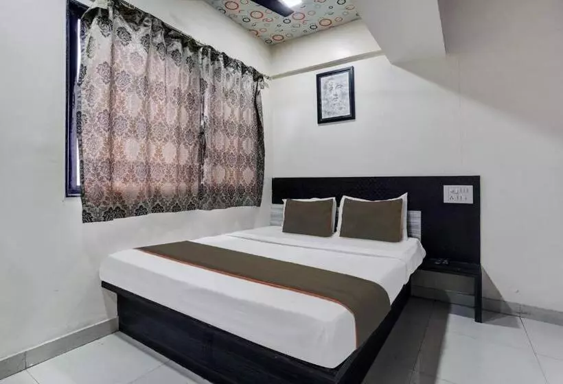 Collection O Hotel Atharva Lodging And Boarding