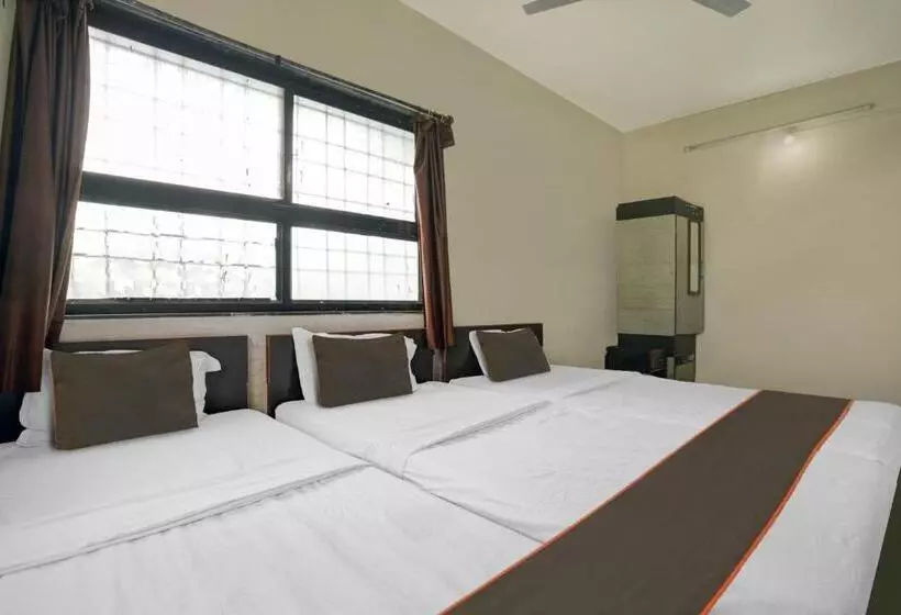 Collection O Hotel Atharva Lodging And Boarding
