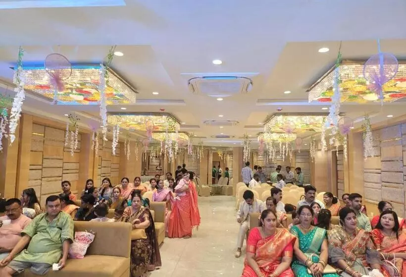 Country Green Hotel & Banquet