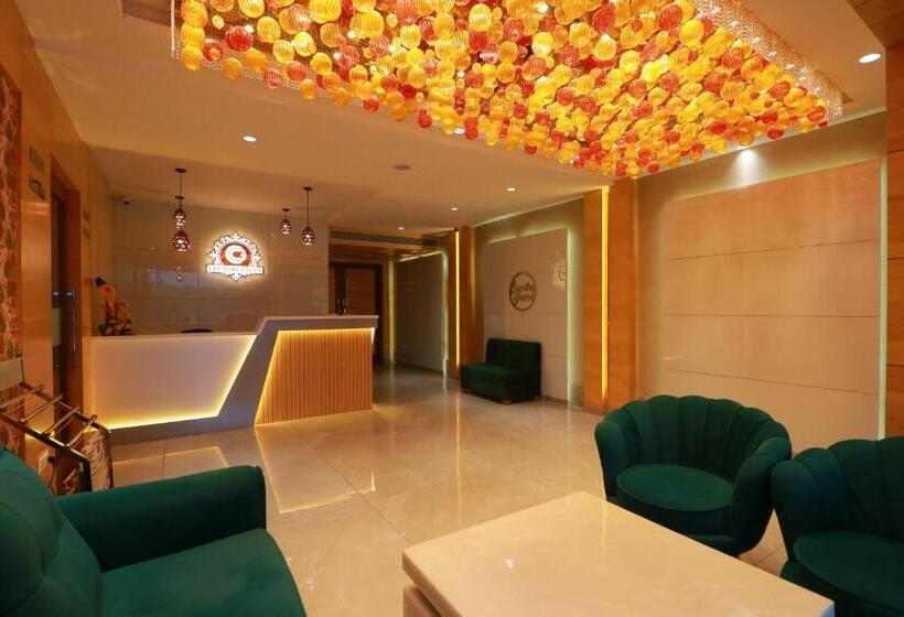 Country Green Hotel & Banquet